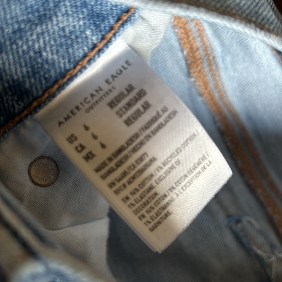 AE 90’s Low Rise Skinny Kick Jeans. Size 6 - Picture 4 of 10